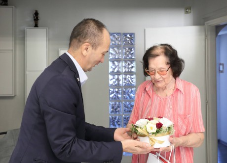 „Nagyon szép életem volt, ezt el kell mondanom!” – köszöntötték a 90 éves Lábár István Tibornét